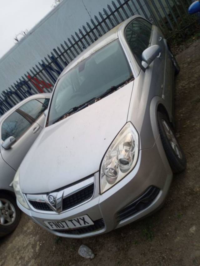 2007 Vauxhall Vectra 1.9 CDTi Design [120] 5dr