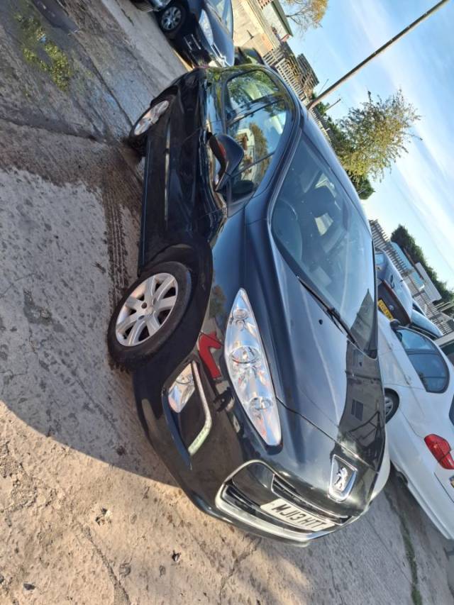 2013 Peugeot 308 1.6 HDi 92 Active 5dr [Sat Nav]